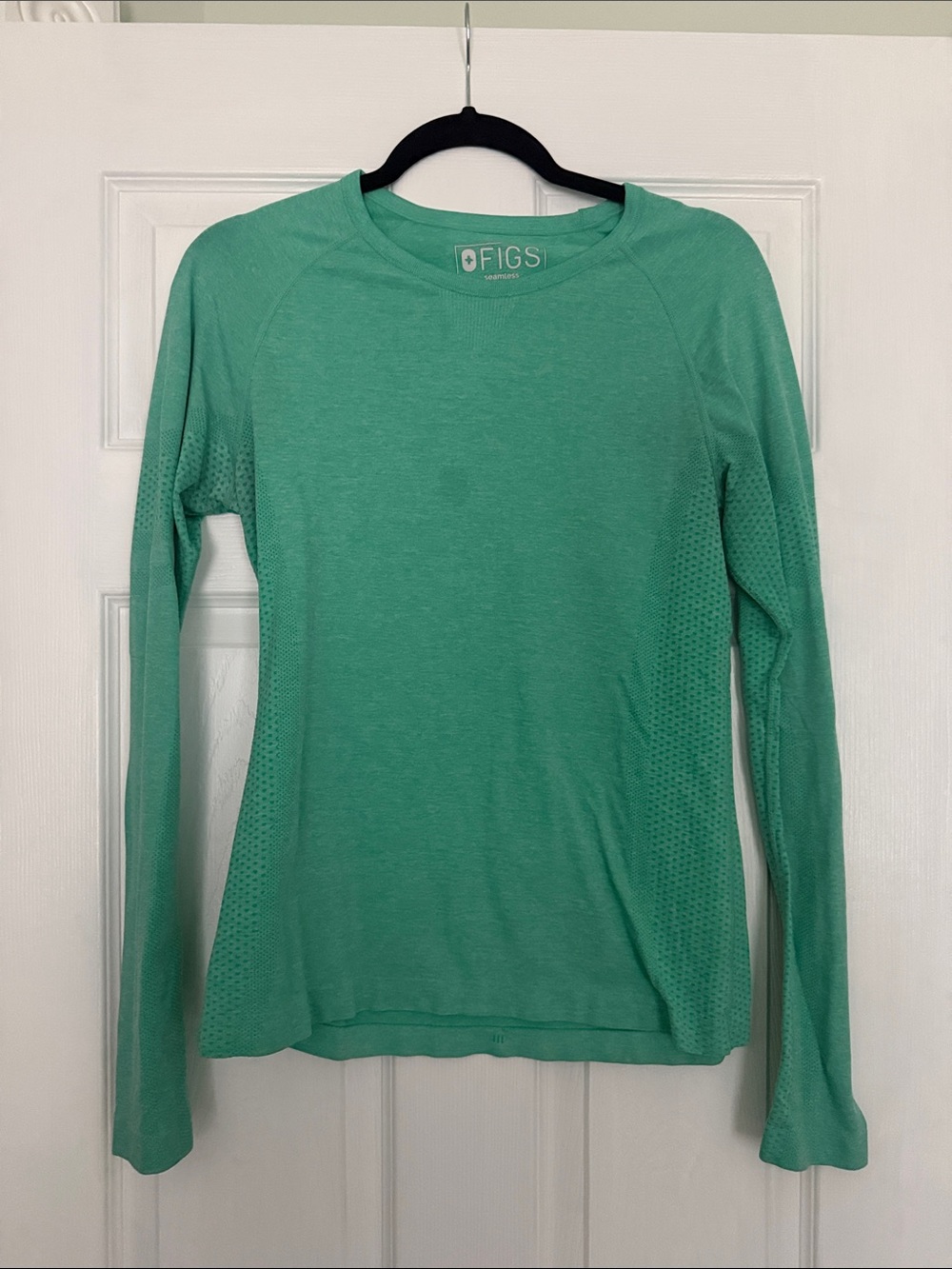 FIGS Women's Long-Sleeve Underscrub Top — Seafoam